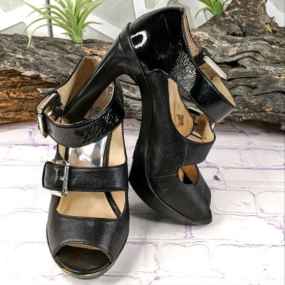 Michael Kors Desert Double Buckle Black Platform Chunky Heel Sandal - Picture 4 of 10